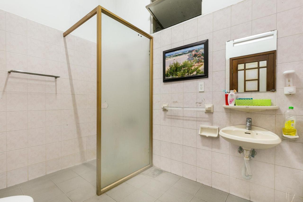 Spot On 710 Sakura Hostel Cholon Cidade de Ho Chi Minh Exterior foto